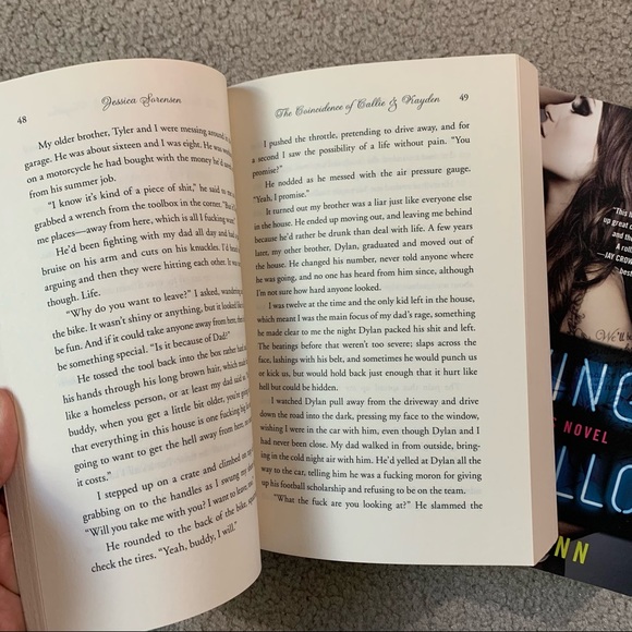 2📚Leaving Amarillo/Coincidence of Callie & Kayden - Picture 8 of 8